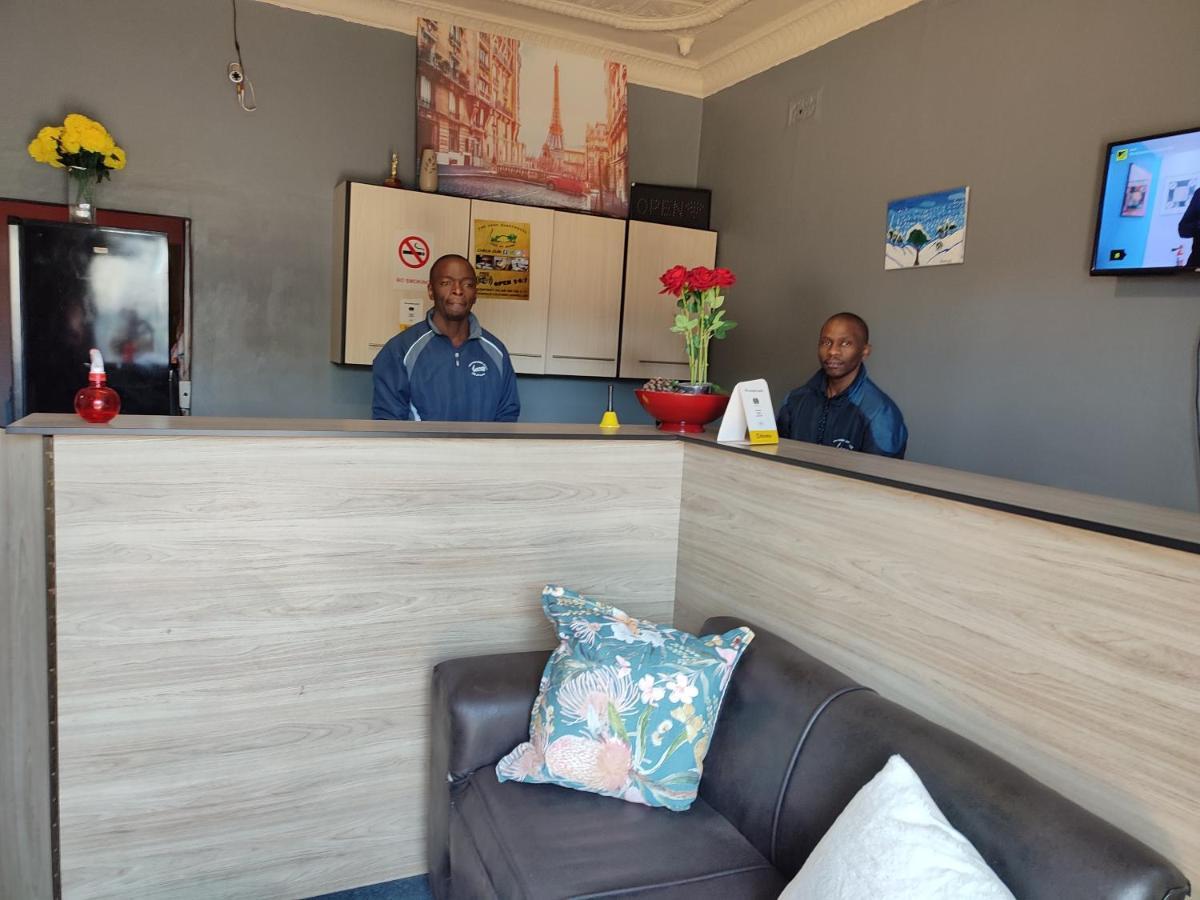 The Croc Guest House Springs (Gauteng) Exterior foto